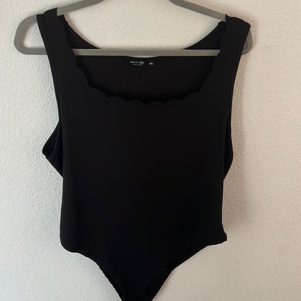 3x Black bodysuit